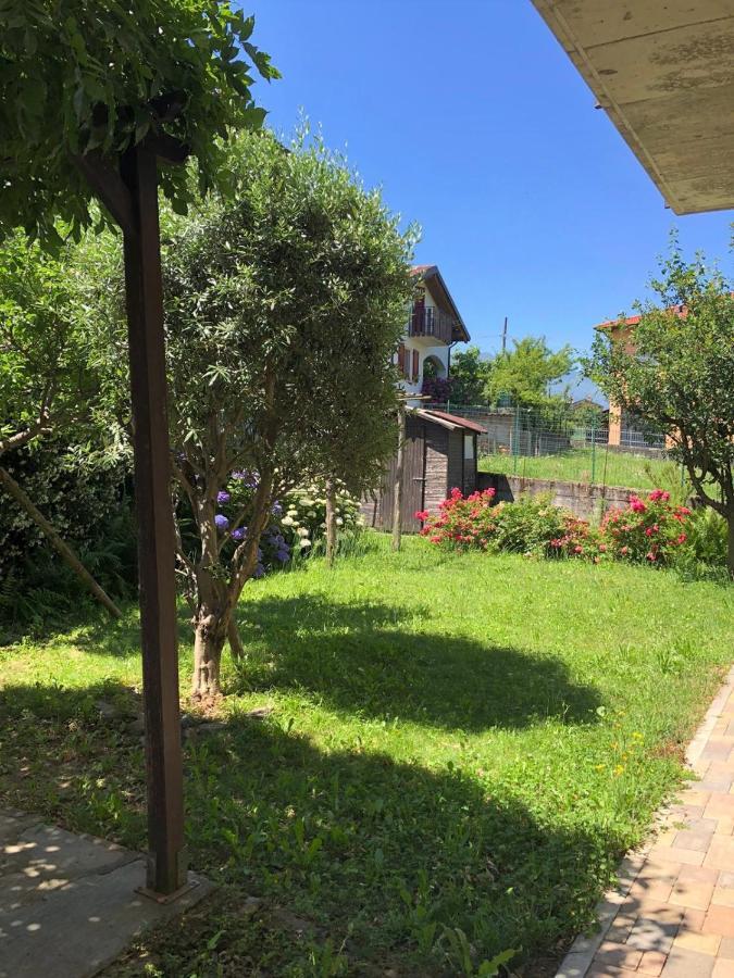 The Children Smile- With Private Garden Apartamento Colico Exterior foto